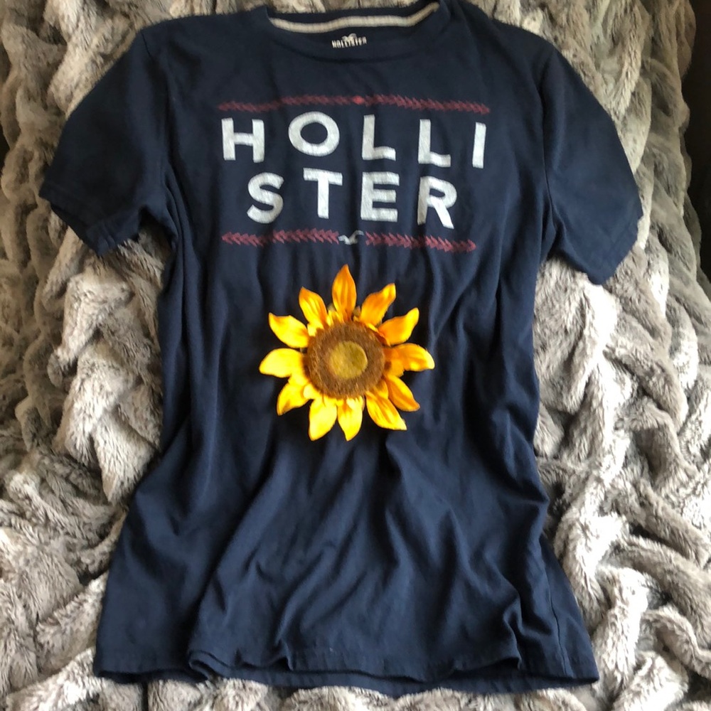 Hollister T-shirt
